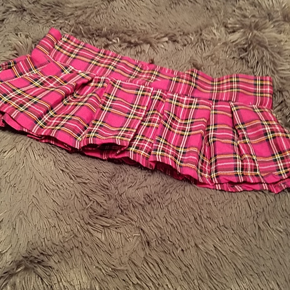 Music legs strip away plaid skirt